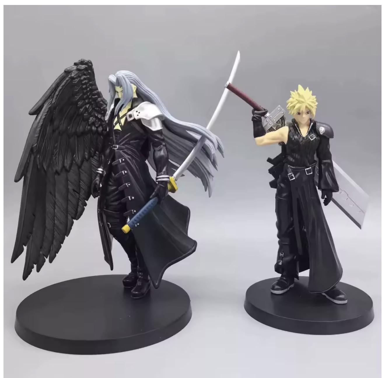 ست دوتایی فیگور فاینال فانتزی کلاود و سفیروث 🔥